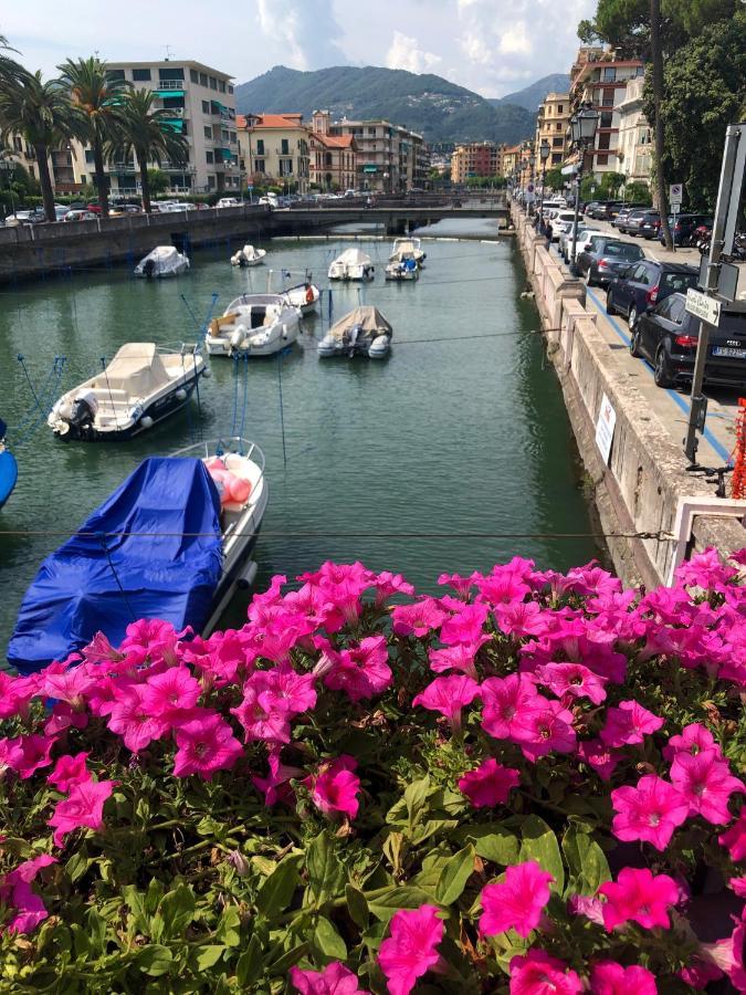 Bella Vacanza - City Center -Air Conditioning -Wi-Fi Rapallo Buitenkant foto